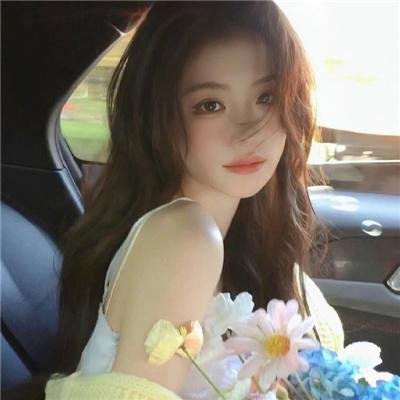 尤物争春